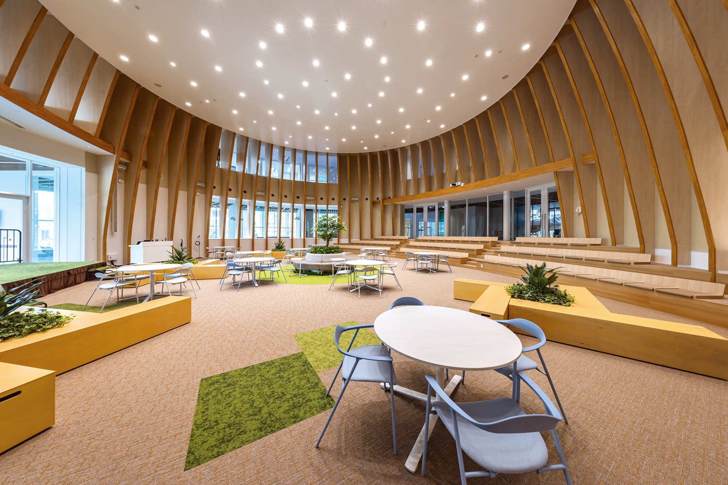画像　岡山商科大学 ／11号館 1階大ホール「HUB60」
