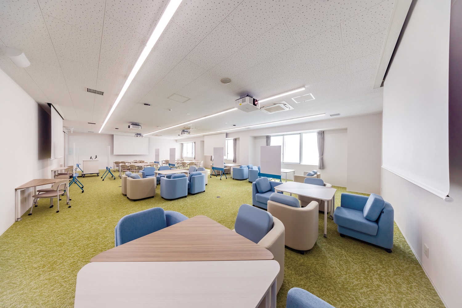 画像　岡山商科大学 ／11号館 アクティブラーニングルーム